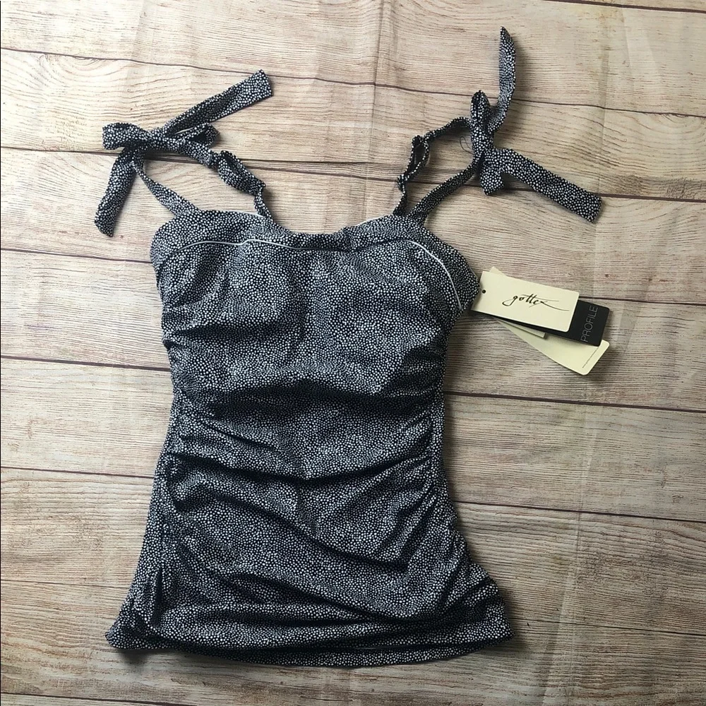 NWT Profile By Gottex‎ Black and White Tankini Top